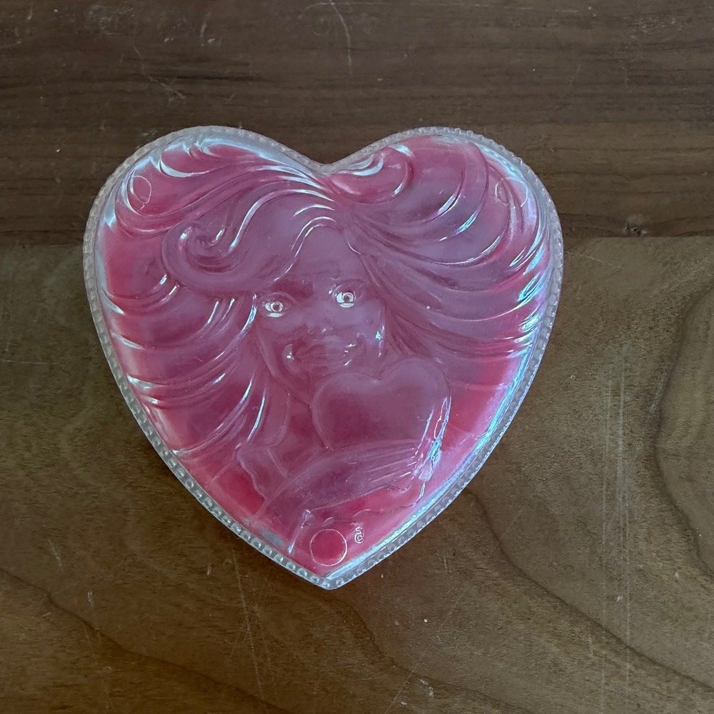 Vintage 1983 Loving You Barbie Mattel 7072 Heart Case Red Clear Trinket Box‎